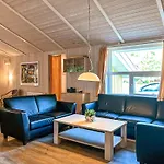Strandblick - Dorf 1 02 *