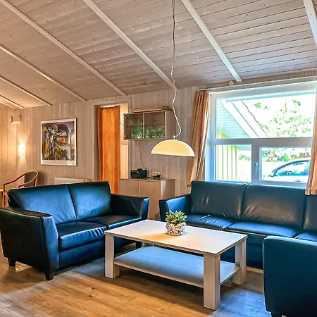 Strandblick - Dorf 1 02 *