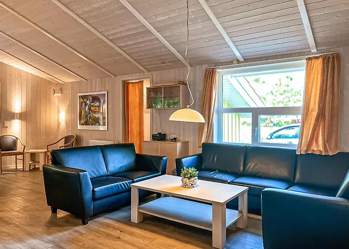 Strandblick - Dorf 1 02 *