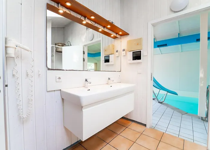 Strandblick - Dorf 1 02 * Priwall